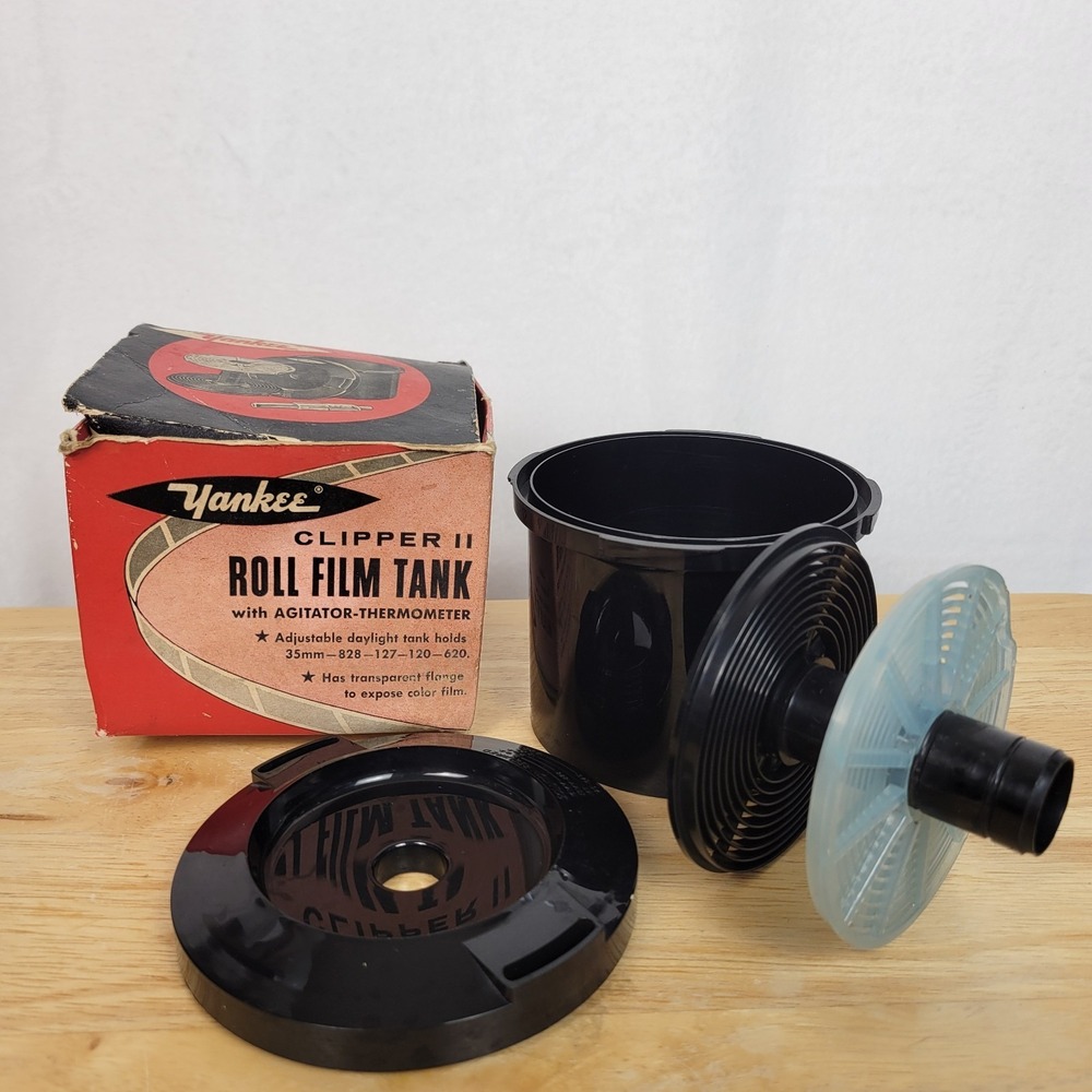 Yankee Clipper II Roll Film Tank 35mm 120 620 Darkroom Kit Vintage USA